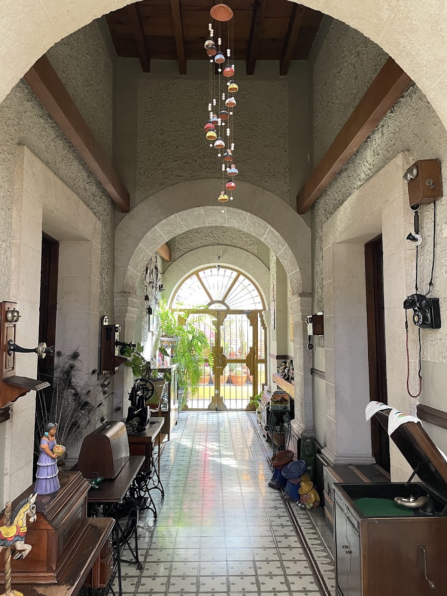 Dr. Luis Eduardo Garza Pérez